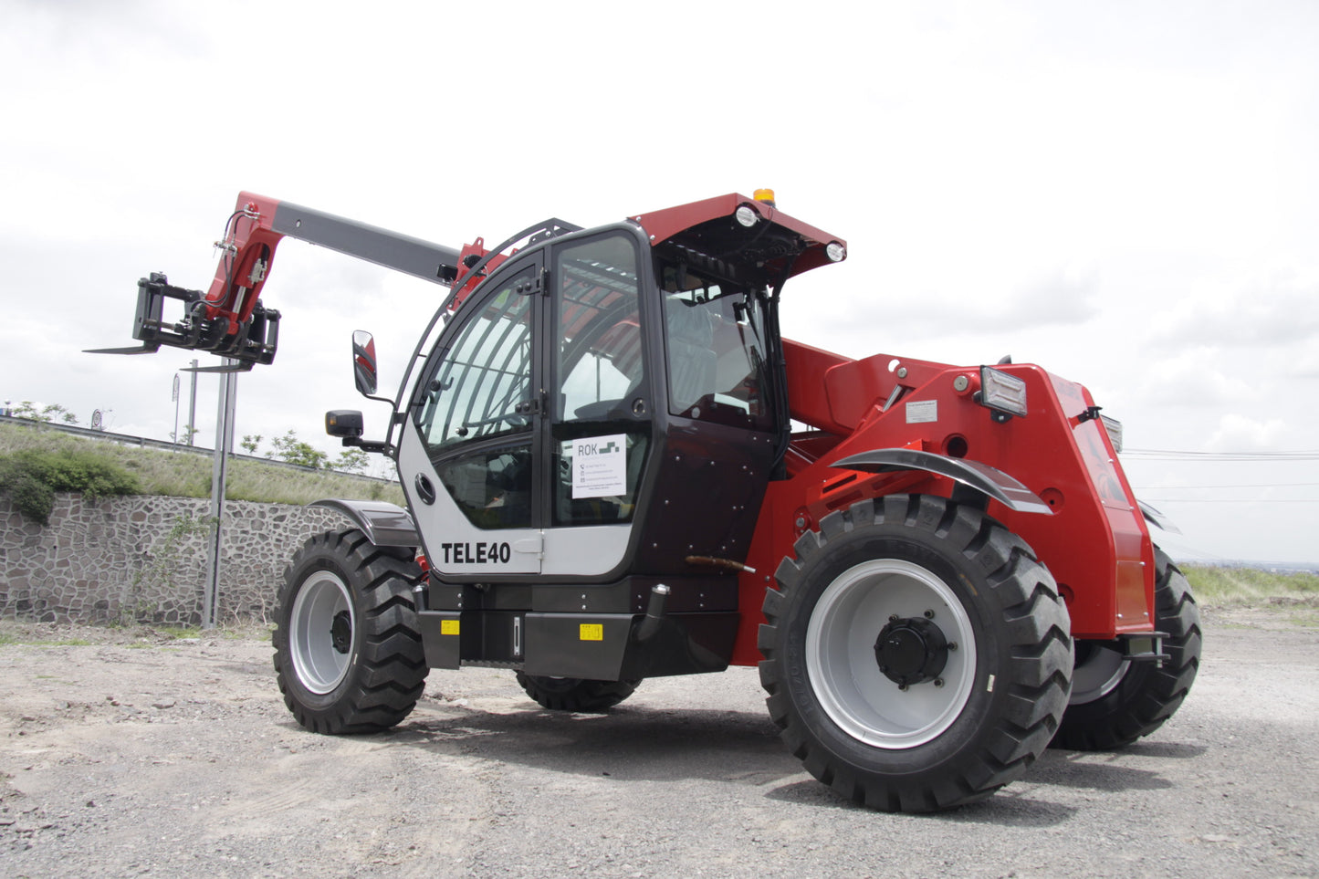 Manipulador de 4 TON -7M TELE40