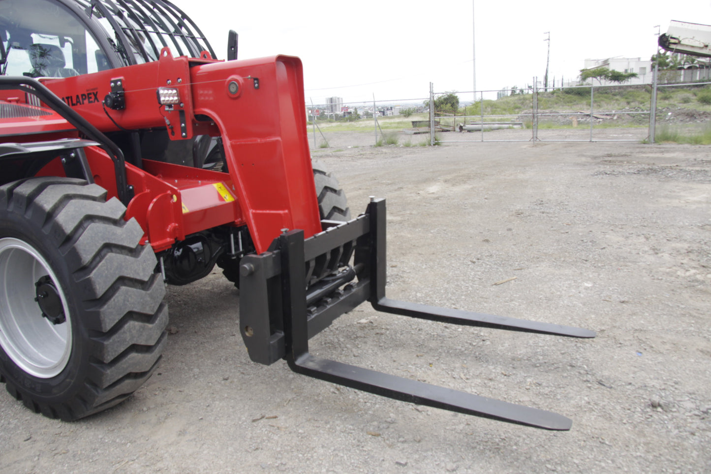 Manipulador de 4 TON -7M TELE40