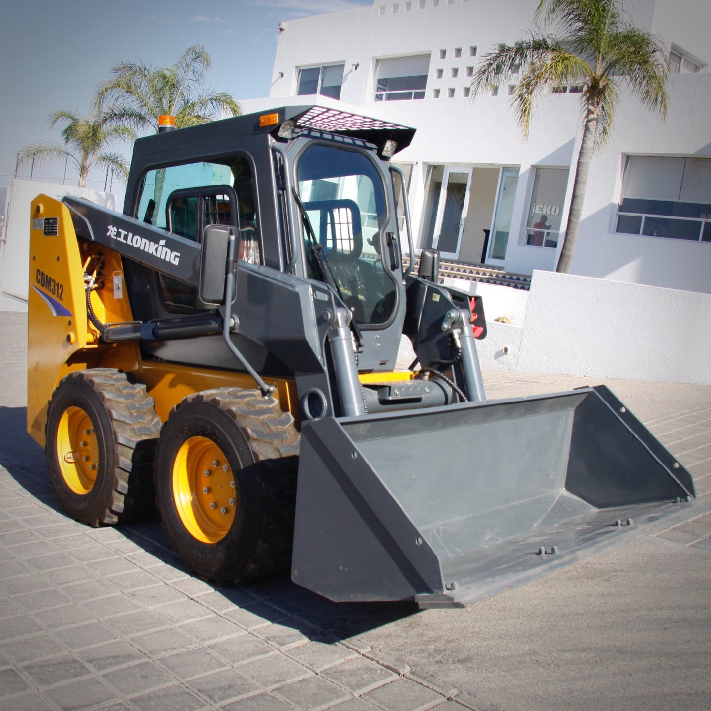 Mini-cargador de 1.2 toneladas CDM312