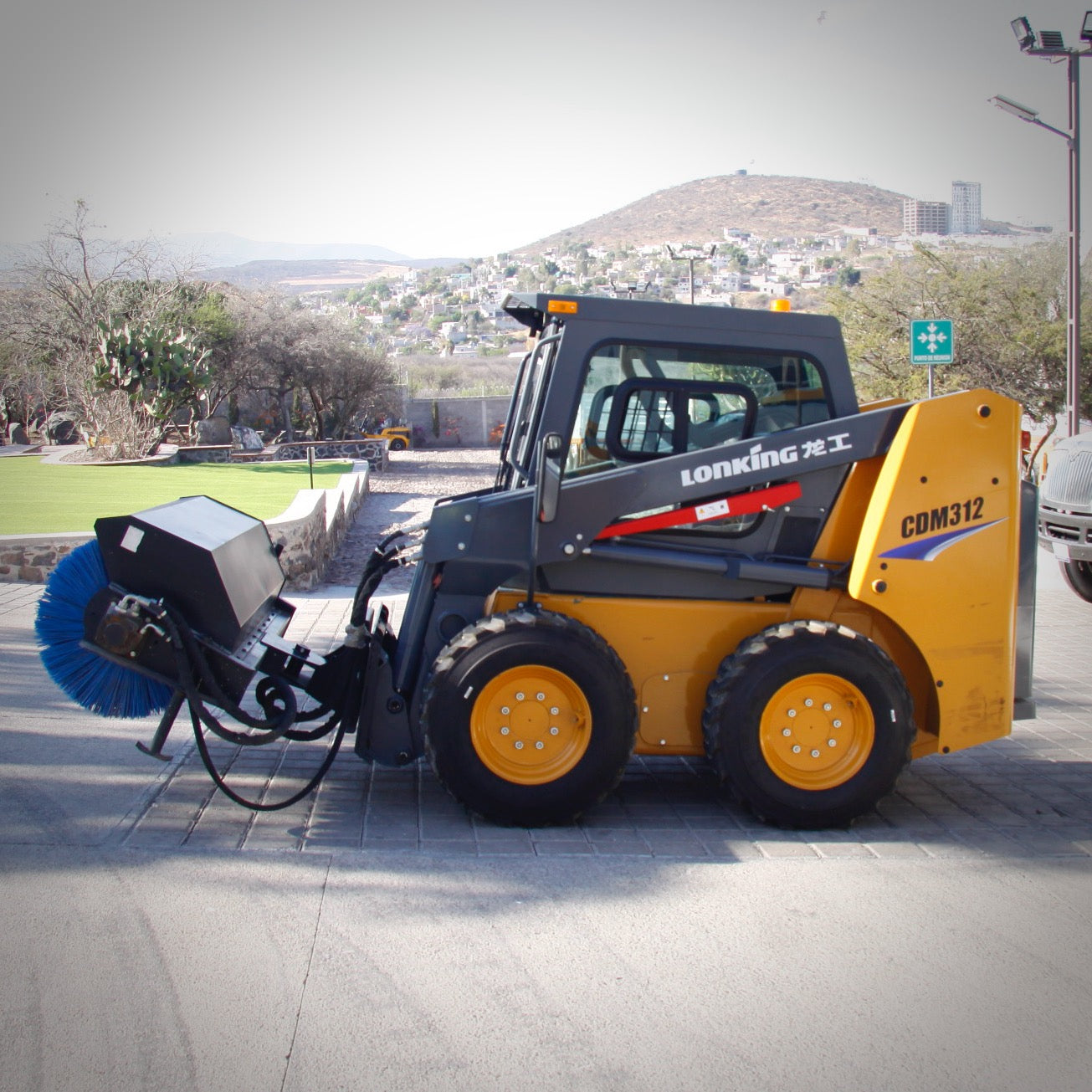 Mini-cargador de 1.2 toneladas CDM312
