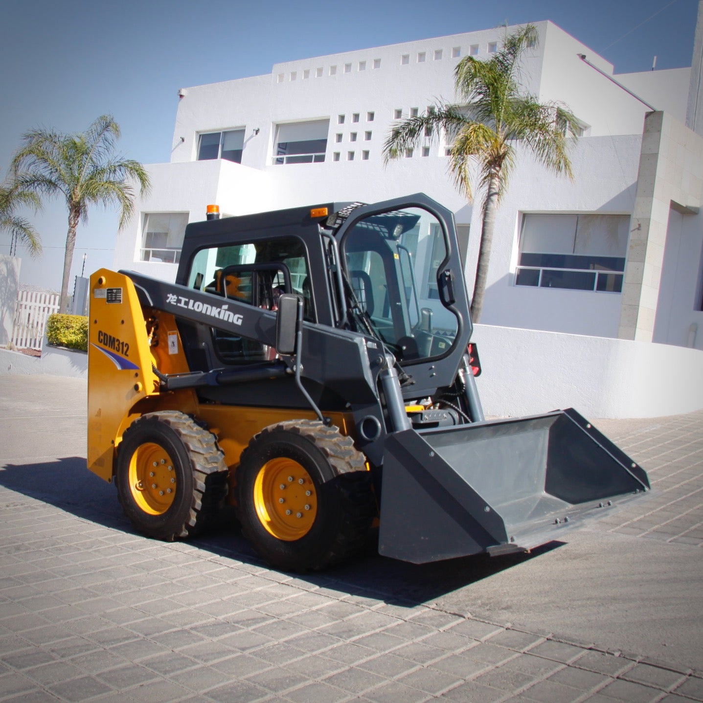 Mini-cargador de 1.2 toneladas CDM312