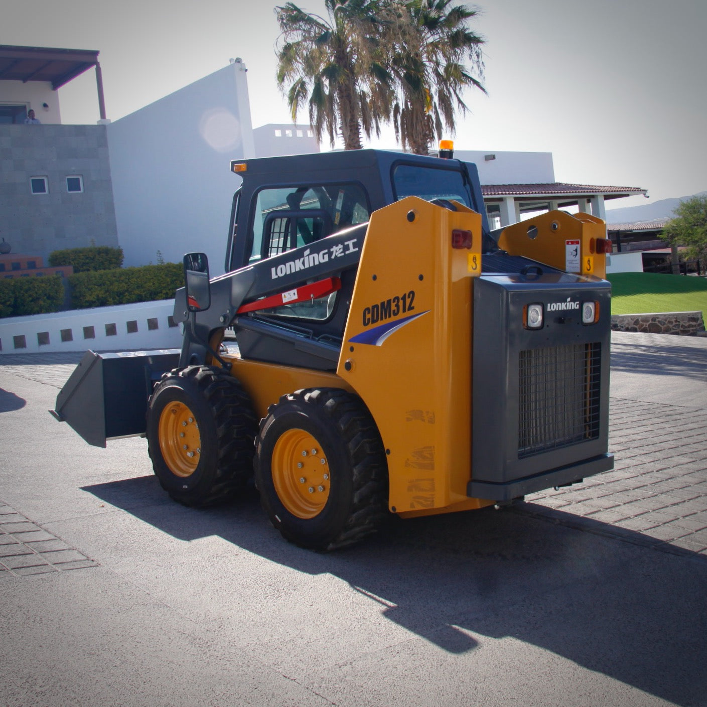 Mini-cargador de 1.2 toneladas CDM312