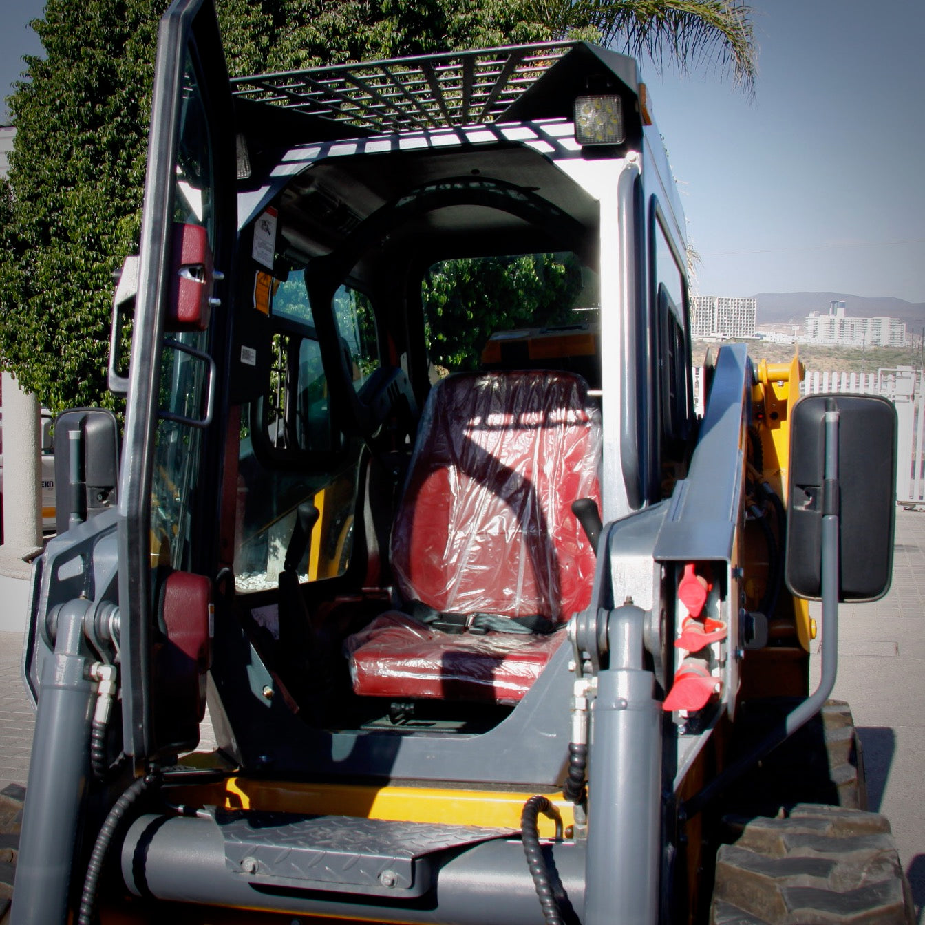 Mini-cargador de 1.2 toneladas CDM312