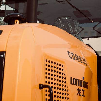 Cargador Frontal de 3.5 TON / 1.8 M³ CDM835