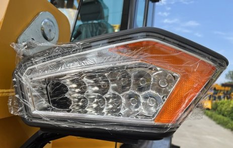 Cargador Frontal de 6 TON ZL966